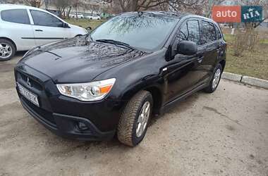 Внедорожник / Кроссовер Mitsubishi ASX 2010 в 
