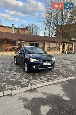 Внедорожник / Кроссовер Mitsubishi ASX 2010 в 
