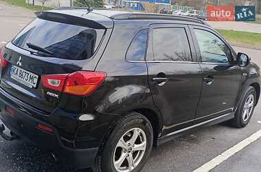 Внедорожник / Кроссовер Mitsubishi ASX 2010 в 