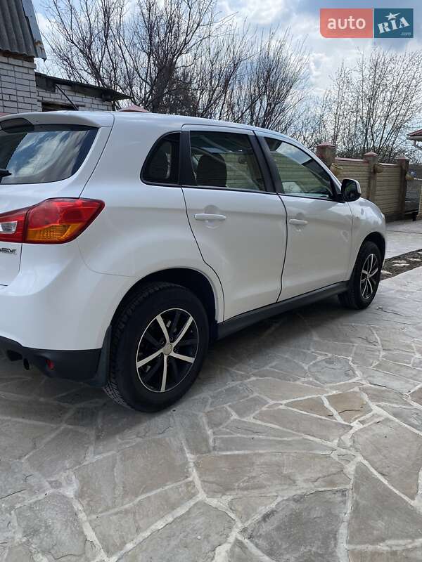 Внедорожник / Кроссовер Mitsubishi ASX 2013 в Днепре