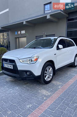 Позашляховик / Кросовер Mitsubishi ASX 2012 в 