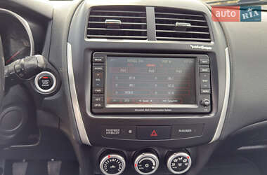 Позашляховик / Кросовер Mitsubishi ASX 2011 в 