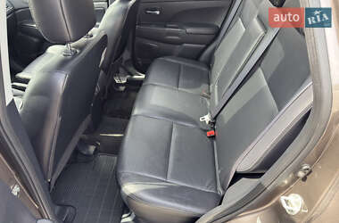 Позашляховик / Кросовер Mitsubishi ASX 2011 в 