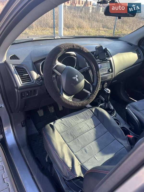 Внедорожник / Кроссовер Mitsubishi ASX 2013 в Черновцах