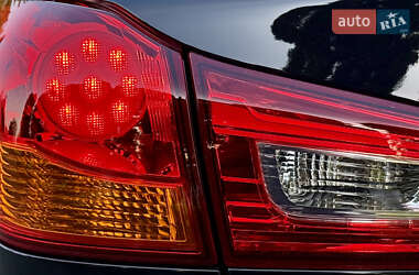 Позашляховик / Кросовер Mitsubishi ASX 2016 в 