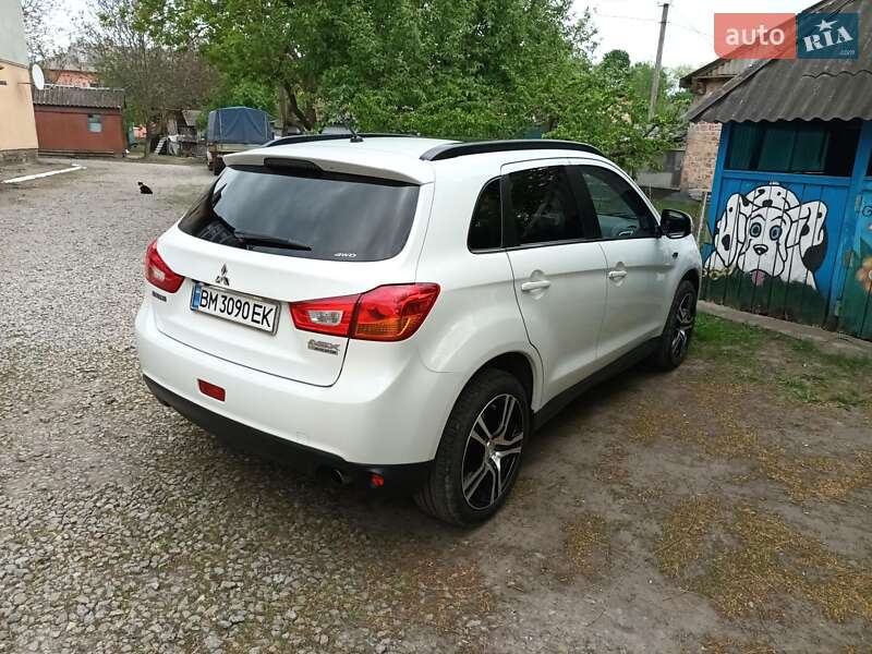 Внедорожник / Кроссовер Mitsubishi ASX 2013 в Ромнах