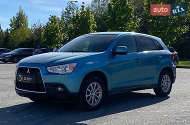 Внедорожник / Кроссовер Mitsubishi ASX 2010 в 