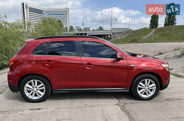 Внедорожник / Кроссовер Mitsubishi ASX 2011 в 