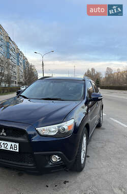 Внедорожник / Кроссовер Mitsubishi ASX 2011 в 
