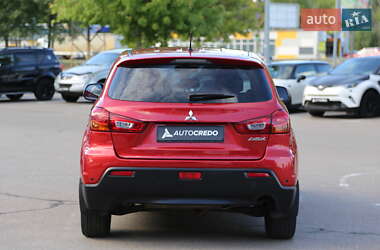 Внедорожник / Кроссовер Mitsubishi ASX 2011 в 