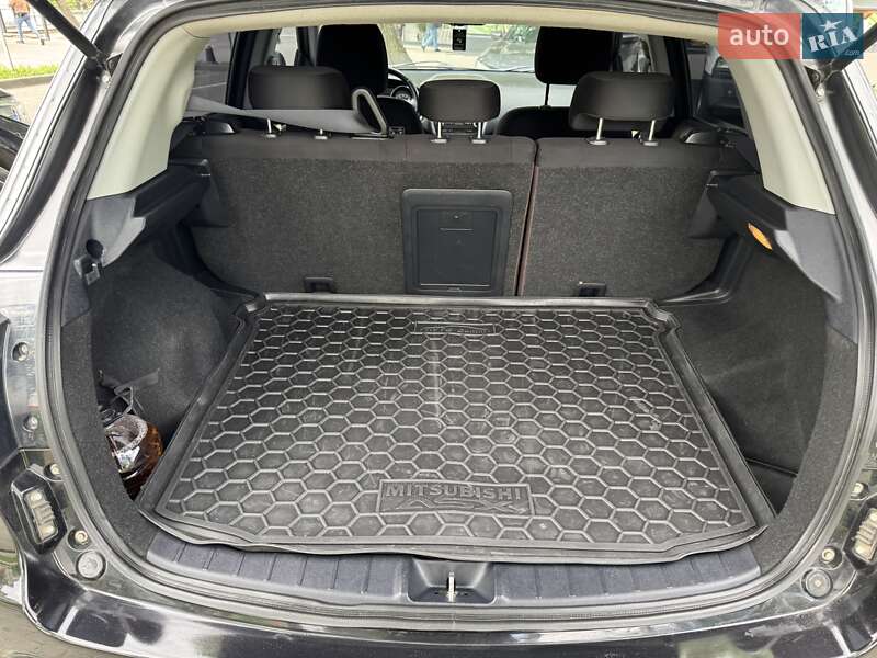 Внедорожник / Кроссовер Mitsubishi ASX 2012 в Ровно