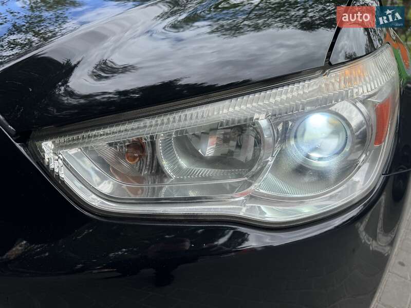 Внедорожник / Кроссовер Mitsubishi ASX 2012 в Ровно