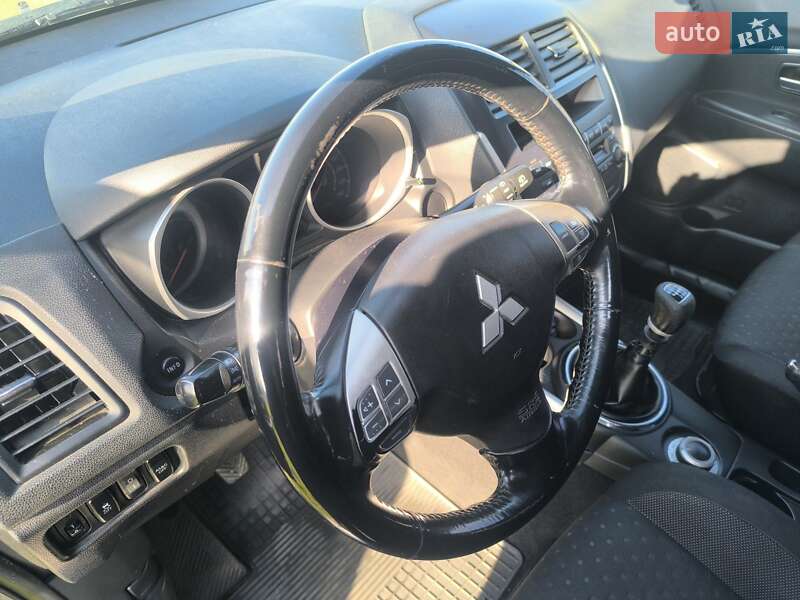 Позашляховик / Кросовер Mitsubishi ASX 2011 в Івано-Франківську