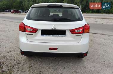 Внедорожник / Кроссовер Mitsubishi ASX 2014 в 