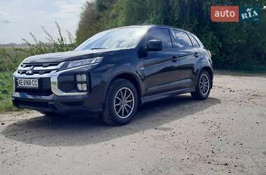 Внедорожник / Кроссовер Mitsubishi ASX 2020 в 