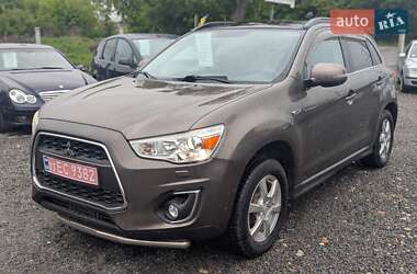 Внедорожник / Кроссовер Mitsubishi ASX 2013 в 