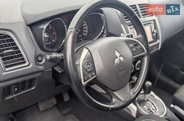 Внедорожник / Кроссовер Mitsubishi ASX 2013 в 