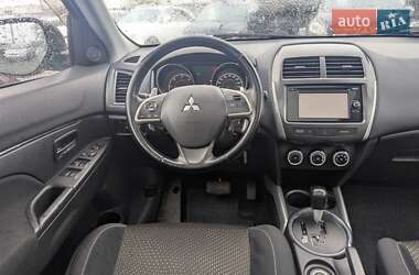 Внедорожник / Кроссовер Mitsubishi ASX 2013 в 