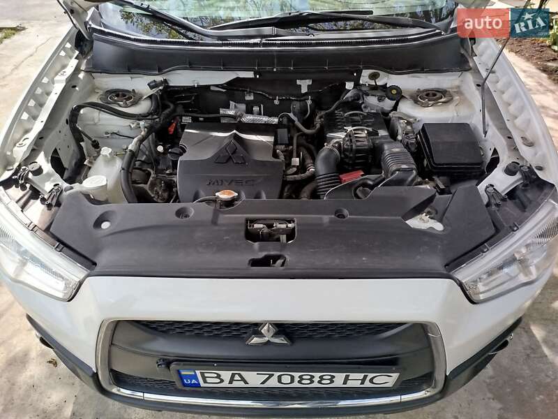 Внедорожник / Кроссовер Mitsubishi ASX 2011 в Гайвороне