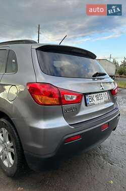 Позашляховик / Кросовер Mitsubishi ASX 2010 в 