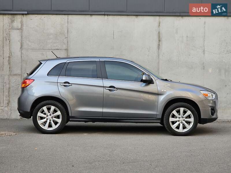 Внедорожник / Кроссовер Mitsubishi ASX 2012 в Киеве
