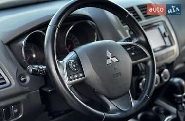 Внедорожник / Кроссовер Mitsubishi ASX 2014 в 