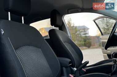 Внедорожник / Кроссовер Mitsubishi ASX 2014 в 