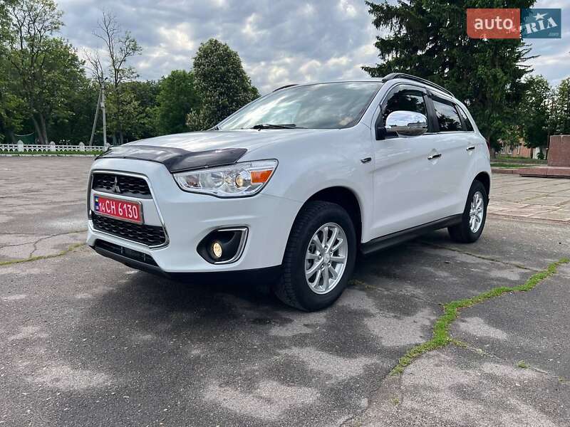Внедорожник / Кроссовер Mitsubishi ASX 2015 в Новоархангельске