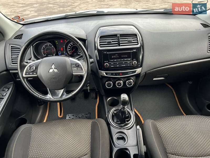 Внедорожник / Кроссовер Mitsubishi ASX 2015 в Новоархангельске