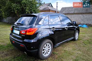 Внедорожник / Кроссовер Mitsubishi ASX 2011 в 