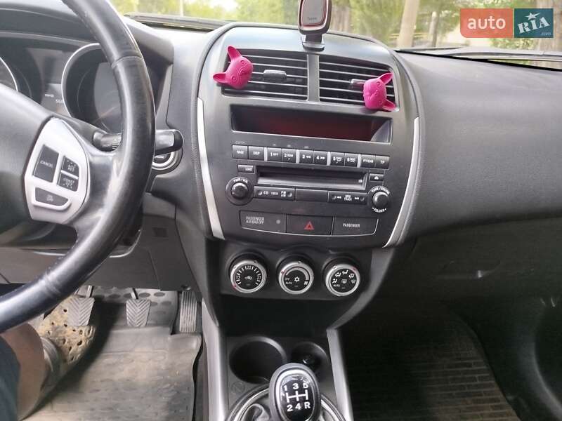 Внедорожник / Кроссовер Mitsubishi ASX 2010 в Харькове