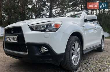 Позашляховик / Кросовер Mitsubishi ASX 2011 в 