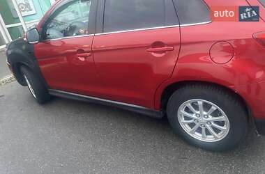 Внедорожник / Кроссовер Mitsubishi ASX 2011 в 