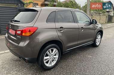Позашляховик / Кросовер Mitsubishi ASX 2014 в 