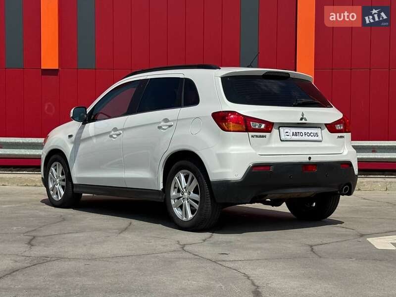Внедорожник / Кроссовер Mitsubishi ASX 2010 в Киеве