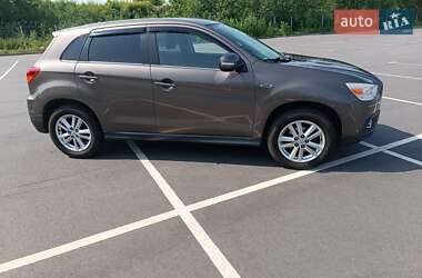 Внедорожник / Кроссовер Mitsubishi ASX 2010 в 