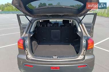 Внедорожник / Кроссовер Mitsubishi ASX 2010 в 