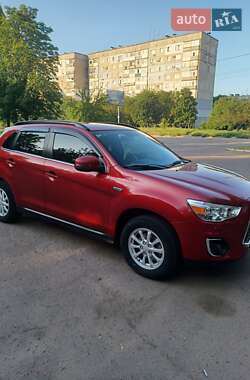 Внедорожник / Кроссовер Mitsubishi ASX 2014 в 