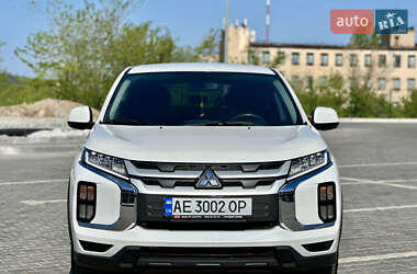 Внедорожник / Кроссовер Mitsubishi ASX 2021 в 