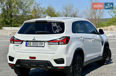 Внедорожник / Кроссовер Mitsubishi ASX 2021 в 