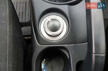 Внедорожник / Кроссовер Mitsubishi ASX 2011 в 