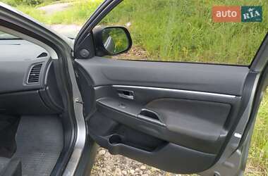 Внедорожник / Кроссовер Mitsubishi ASX 2011 в 