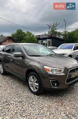 Внедорожник / Кроссовер Mitsubishi ASX 2014 в 