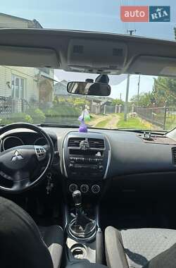 Внедорожник / Кроссовер Mitsubishi ASX 2012 в Перегинском