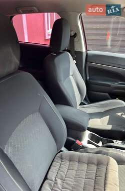 Внедорожник / Кроссовер Mitsubishi ASX 2014 в 