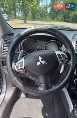 Внедорожник / Кроссовер Mitsubishi ASX 2012 в 
