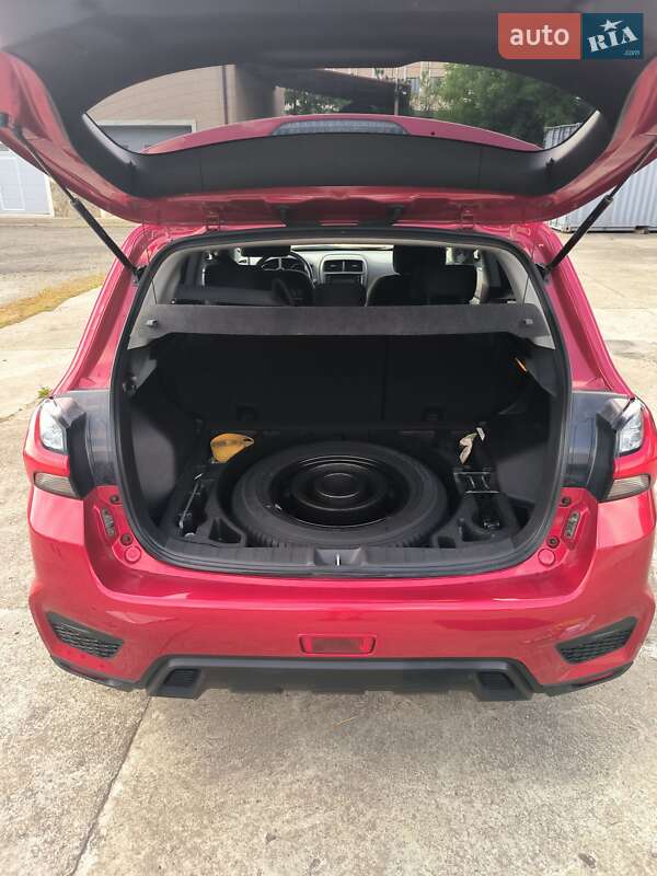 Позашляховик / Кросовер Mitsubishi ASX 2019 в Рахові