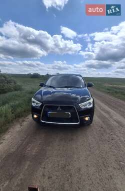 Внедорожник / Кроссовер Mitsubishi ASX 2011 в 