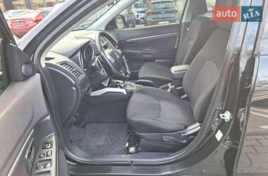 Внедорожник / Кроссовер Mitsubishi ASX 2012 в 