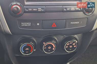 Внедорожник / Кроссовер Mitsubishi ASX 2012 в 